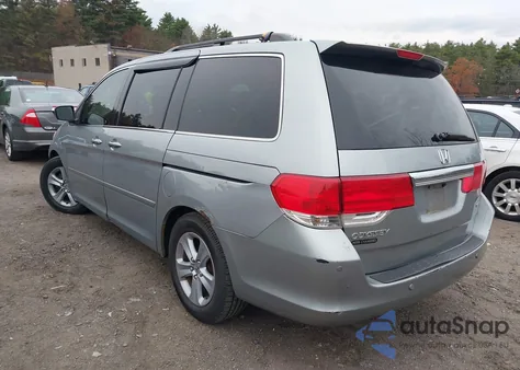 2010 Honda Odyssey Touring из США, поврежденный, VIN 5FNRL3H99AB072501